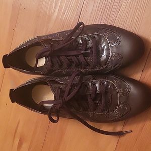 Louis Vuitton ladies tennis!